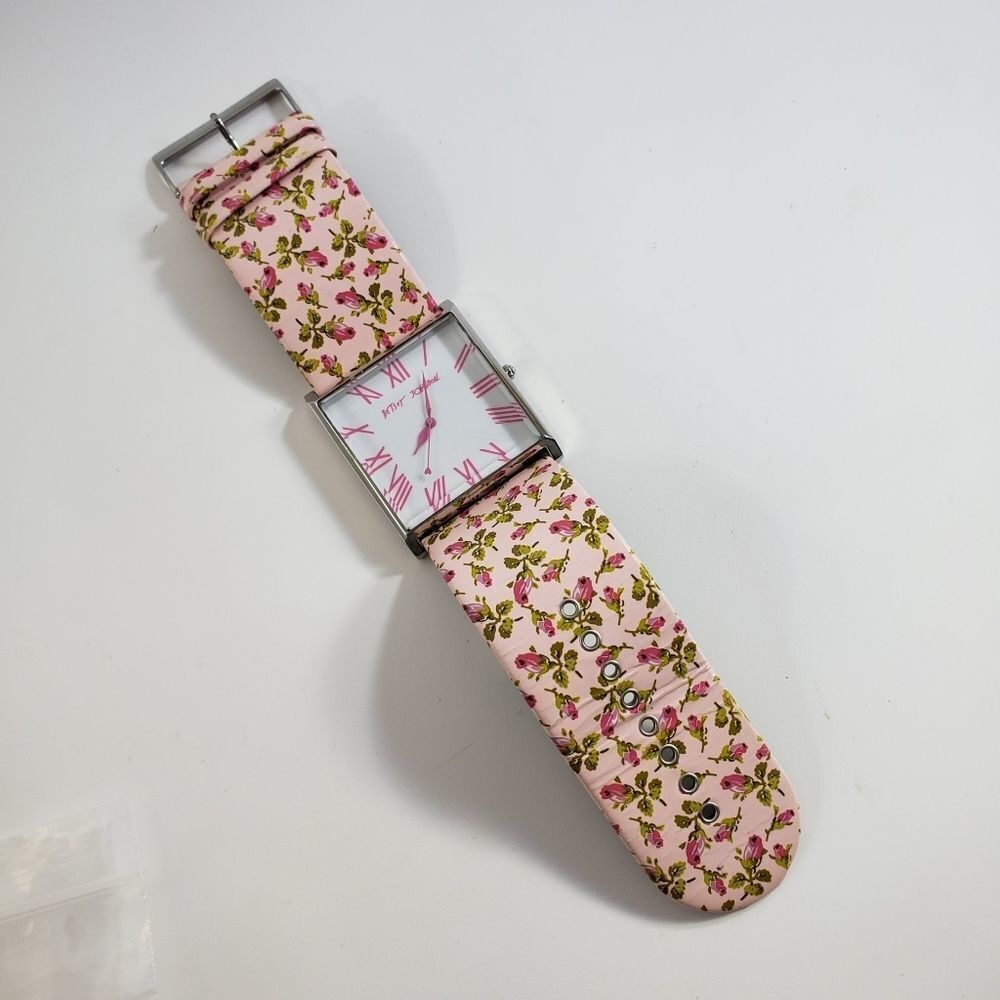 Vintage Betsey Johnson leather watch - works